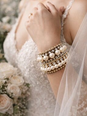 Pearl Rhinestone Bracelet Stack Gold Tone Bridal Glam Size 6
